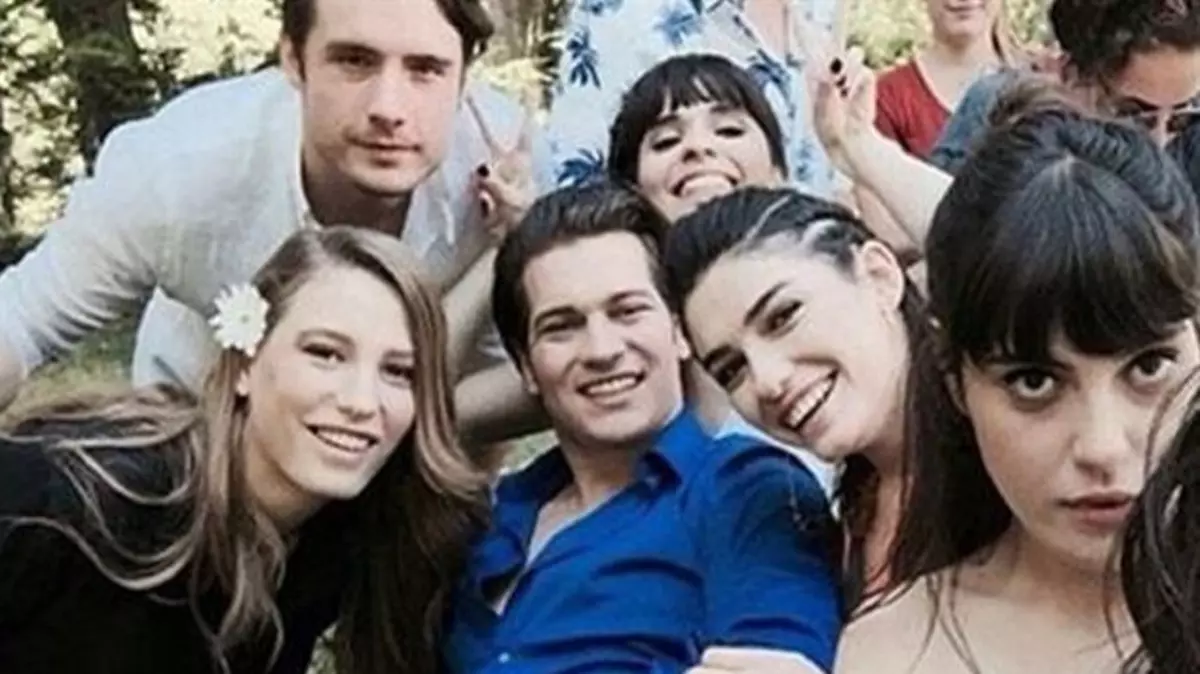 Sessiz sedasız gelin oldu... Medcezir'in Tuğçe'si evlendi! 